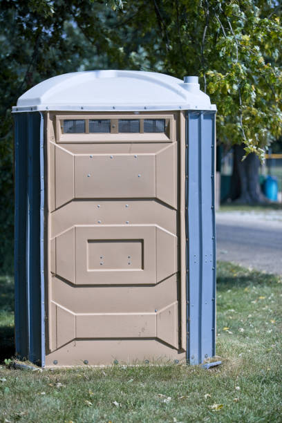 Portable Toilet Options We Offer in Hillcrest, CA